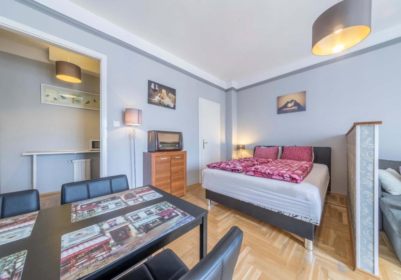 Astoria Balcony Apartment بودابست المظهر الخارجي الصورة