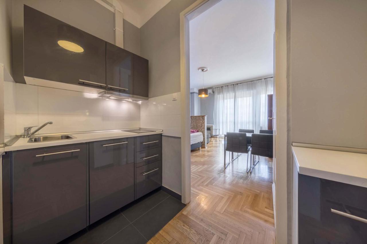 Astoria Balcony Apartment بودابست المظهر الخارجي الصورة