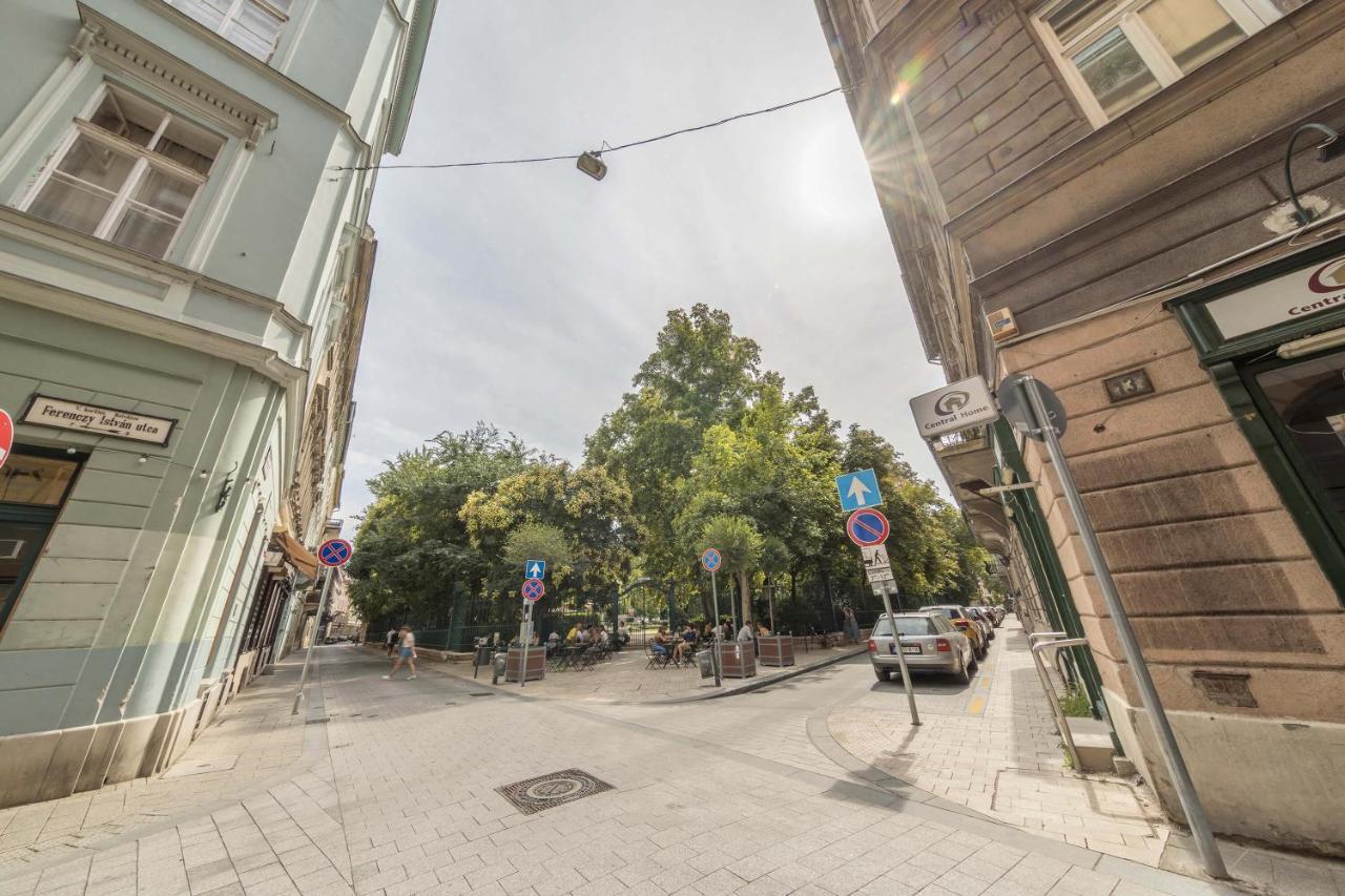 Astoria Balcony Apartment بودابست المظهر الخارجي الصورة